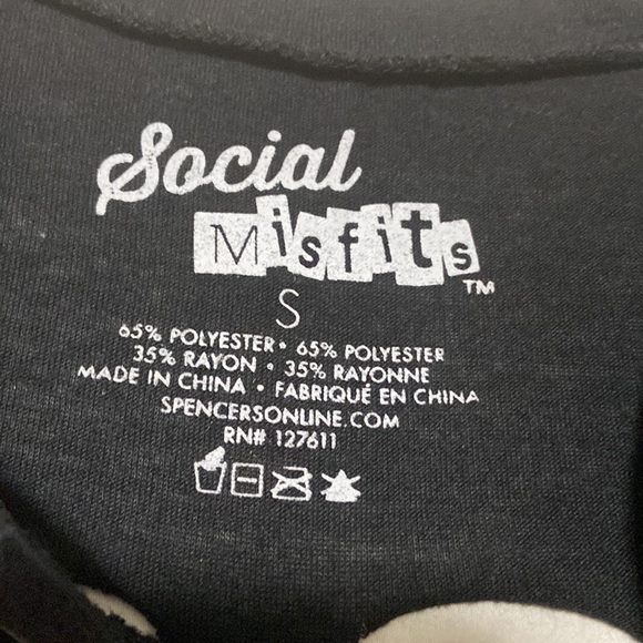 Social Misfits Cutout Back Tee Skeleton Roses Print Women’s Size Small - Picture 5 of 7